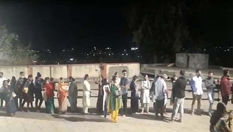 कार्तिकी पौर्णिमा : पर्वती टेकडीवर कार्तिक स्वामींच्या दर्शनासाठी भाविकांच्या रांगा