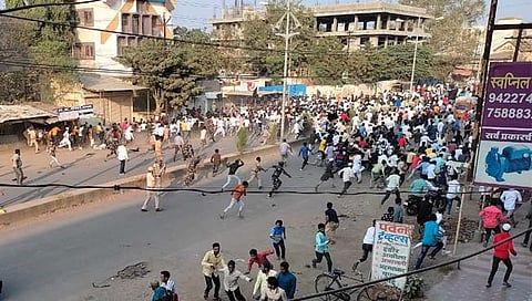 त्रिपुरातील दंगलीवरून राज्यातील मुस्लिम मोर्चांना हिंसक वळण; विविध ठिकाणी तोडफोड