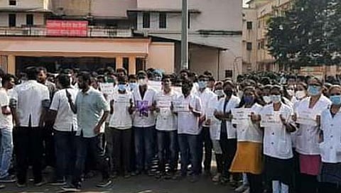 medical student murder : भावी डॉक्टरच्या खुनाच्या निषेधार्थ नागपुरातील निवासी डॉक्टर संपावर