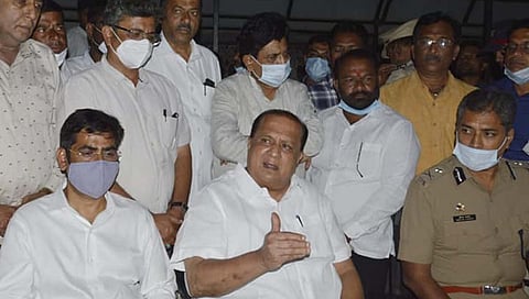 Nagar City Hospital Fire : मृतांच्या नातेवाईकांना शासनाकडून पाच लाखांची मदत: हसन मुश्रीफ