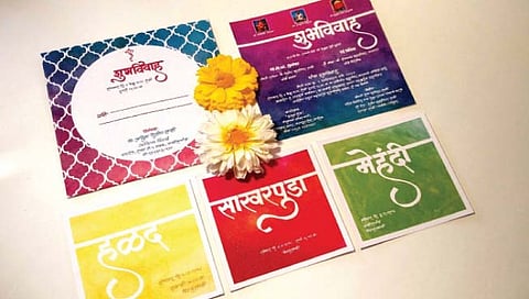 सातारा :लग्नसराईत विविध डिझाईनच्या पत्रिकांचा थाट