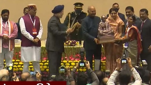 स्वच्छता अभियान : विटा-खानापूर अव्वल, राष्ट्रपतींच्या हस्ते सन्मान