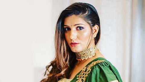 डान्सर सपना चौधरी विरोधात अटक वॉरंट, नेमकं काय आहे प्रकरण?