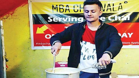 ‘एमबीए’मध्ये प्रवेश न मिळाल्याने सुरू केली चहाची टपरी!