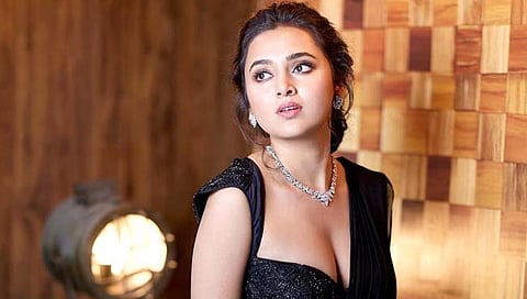 BB-15 : कोण आहे तेजस्वी प्रकाश? तिचं करण कुंद्रासोबत जुळायला लागलंय?