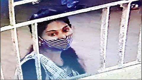 चारित्र्याच्या संशयावरून पतीनेच केली पत्नीची निर्घृण हत्या