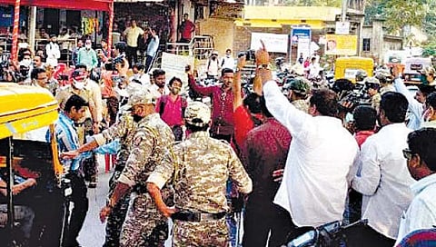 सिंधुदुर्ग जिल्हा बँक निवडणूक : ‘म्याव-म्याव नाही तर तो डरकाळी फोडतो’, भाजपनं पुन्हा शिवसेनेला डिवचलं