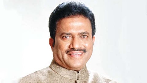 अभयसिंहराजे यांचे मंत्रिपद घालवणार्यांसोबत तुम्ही कसे?