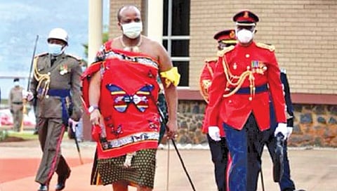 दरवर्षी नवे लग्न करणारा राजा!