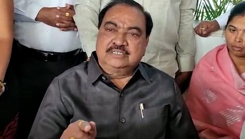 जळगाव : हा तर अपक्ष आमदार; राष्ट्रवादीच्या पाठींब्याने निवडून आला – एकनाथ खडसे