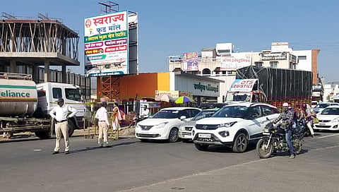 पुणे – नाशिक महामार्गावरील वाहतुकीत बदल, वाहनधारकांना फटका