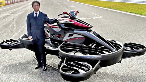 पेट्रोलवर चालणारी आली हवेत उडणारी बाईक