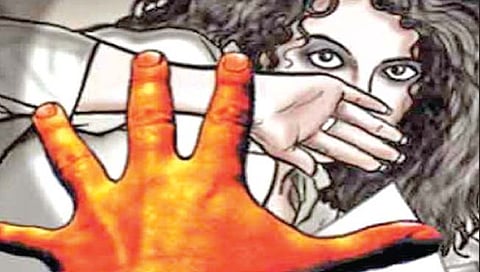 crime news : …तरीही महिलांवरील अत्याचारात वाढ का?