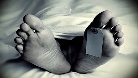 बीड : गेवराईतील पांढरवाडी इथल्या शेतात अनोळखी मृतदेह; खुनाचा संशय