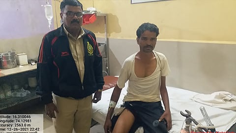 भुदरगड तालूक्यातील गिरगावमध्ये गव्याच्या हल्यात शेतकरी गंभीर जखमी