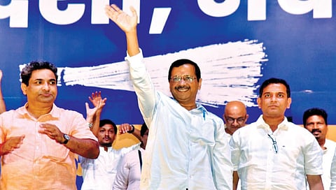 अरविंद केजरीवाल : गोवा ‘फर्स्ट क्लास’, नेते ‘थर्ड क्लास’