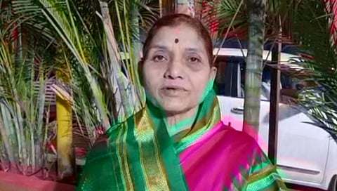 Omicron in Pimpari : नागरिकांनी घाबरून न जाता काळजी घ्यावी; महापौर उषा ढोरे यांचे आवाहन