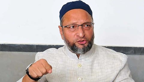 Asaduddin Owaisi | AIMIM प्रमुख असदुद्दीन ओवेसी यांच्या दिल्लीतील निवास्थानी दगडफेक