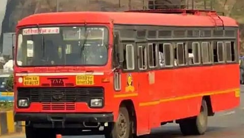 MSRTC Bus: लालपरीचे लोकेशन कळणार मोबाईलवर