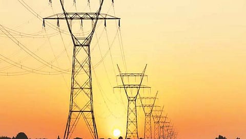 दहा वर्षांपासून ठिय्या ! भोसरी, पिंपरीतील कार्यालयीन सहायकांवर महावितरण मेहेरबान