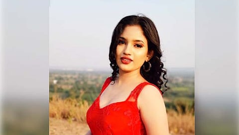 Rajeshwari Kharat : ‘आधीच सांगतोय पृथ्वी धोक्यात येईल अशाने…’??