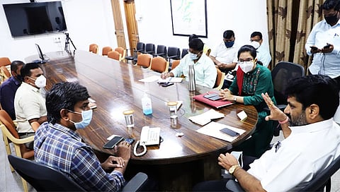 मानवी वस्तीतील वन्यप्राण्यांचा वावर; उपाययोजनांचा प्रस्ताव सादर करा : पालकमंत्री सतेज पाटील