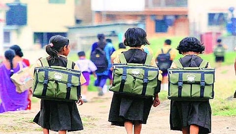 शाळा बंदचा परिणाम : विद्यार्थ्यांचे मानोबल खचतेय..