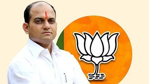 Amal Mahadik : कोल्हापूर जिल्हा बँकेच्या संचालकपदी अमल महाडिक यांची बिनविरोध निवड