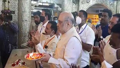 पुणे : केंद्रीय गृहमंत्री अमित शहा यांनी घेतले दगडूशेठ गणपतीचे दर्शन