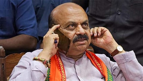 कर्नाटकचे मुख्यमंत्री बोम्मई यांच्या राजीनामा देण्याच्या वृत्ताबाबत नेते म्हणाले…