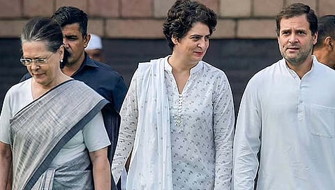 congress : काँग्रेसविना आघाडी अप्रासंगिक