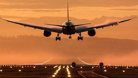 Corona Varient Omicron : ३१ जानेवारीपर्यंत आंतरराष्ट्रीय विमानसेवा बंद, ओमायक्रॉनचा धोका वाढला