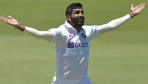 INDvsSA Test Day 3 : पहिल्याच षटकात बुमराहचा द. आफ्रिकेला दणका, एल्गरा दाखवला पॅव्हेलियनचा रस्ता