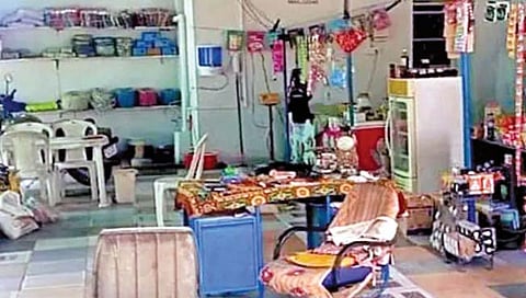 कोल्हापूर : दुकाने कायमची बंद करू; शासनाने अनुदान द्यावे