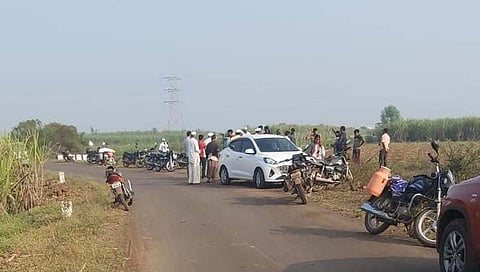 पुणे : पती पत्नीला कार चालवण्यास शिकवताना विहिरीत कोसळली; पत्नीचा जागीच मृत्यू