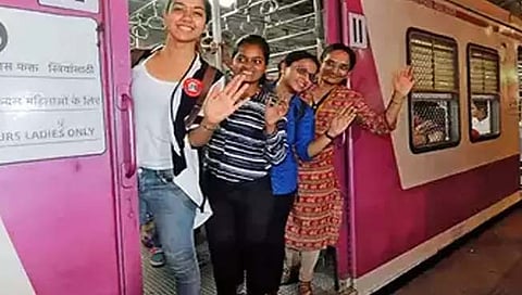 रेल्वे डब्यांतही आता महिलांसाठी राखीव सीट