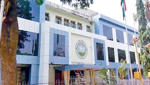 सोलापूर ः आमदारांच्या कार्यक्रमात झेडपी सदस्यांनाही निमंत्रित करा