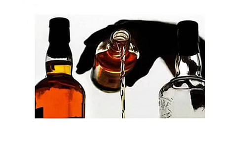 धारागिर येथे पोलिसांच्या धाडीत लाखोंची बनावट दारु जप्त ; पाळधीहून एकाला अटक केल्याने खळबळ