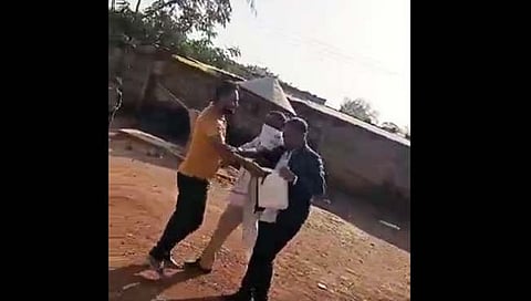 बीड : प्रजासत्ताक दिनी धारूर येथील युवकाचा आत्मदहनाचा प्रयत्न