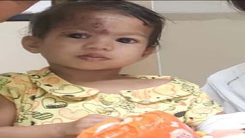 बेवारस सोडलेली बालिका