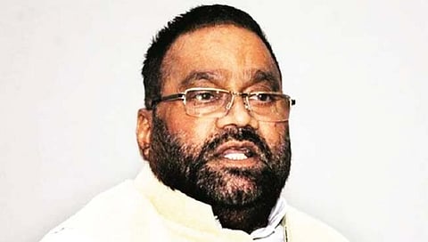 योगींच्या मंत्रिमंडळातून काल राजीनामा दिलेल्या स्वामी प्रसाद मौर्य यांच्या विरोधात आज अटक वॉरंट!