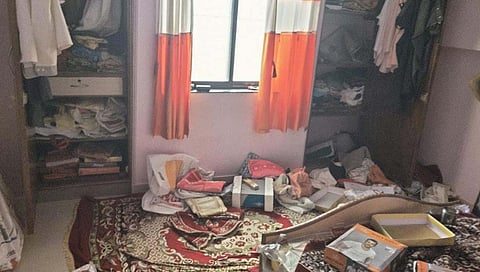 सातारा : पुसेसावळी येथे दरोडेखाेरांच्या हल्ल्यात महिला जखमी, ५ लाखांचाऐवज लंपास