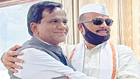 अब्दुल सत्तार यांनी घेतली मंत्री दानवे यांची भेट