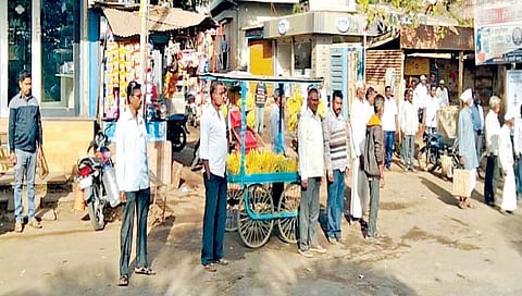 सांगली : भिलवडीत राष्ट्रगीताने होते दिवसाची सुरुवात