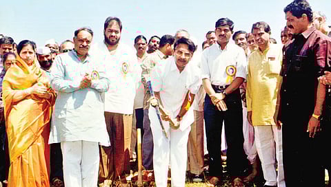 सिंहायन आत्मचरित्र : ध्यास जोतिबा विकासाचा