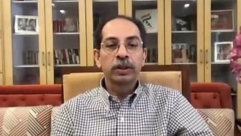 दुगाण्या झाडायला अक्कल लागते काय? मुख्यमंत्र्यांचा सवाल