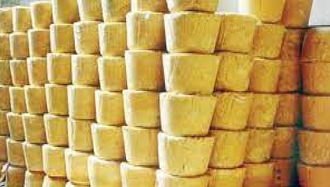 कर्नाटकी गुळाची ‘कोल्हापुरी गूळ’ नावाने विक्री?