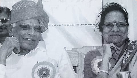 एन.डी-सराेज यांच्या लग्नात नवरदेवाला शोधताना शरद पवारांची झाली हाेती दमछाक