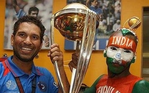 सचिन तेंडुलकरच्या सर्वात मोठ्या चाहत्याला पोलिसांनी केली मारहाण; जाणून घ्या काय आहे संपूर्ण प्रकरण