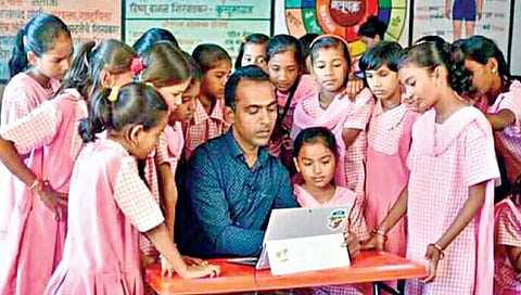 वाटचाल तंत्रस्नेही शिक्षणाची